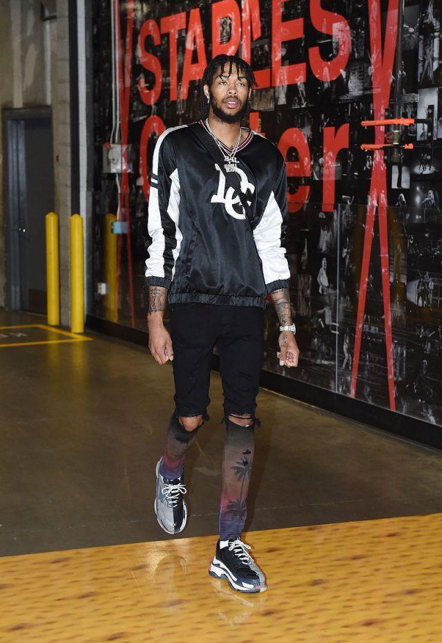 “追风少年”曲波忆国足生涯，深情感谢米卢（曲波回顾国足岁月：“追风少年”深情致谢米卢）