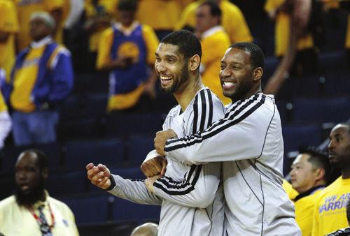 亚冠二级半场：张玉宁造险张健智救险，国安暂0-0麦克阿瑟（亚冠半场战报：张玉宁制造威胁，张健智化解险情，国安暂0-0麦克阿瑟）