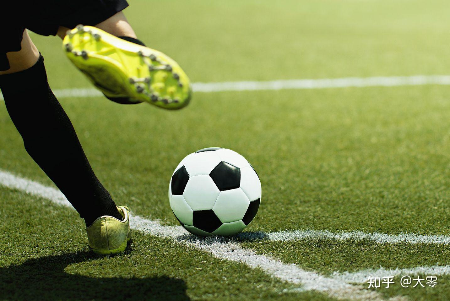 再次打停黄蜂！康宁汉姆抢断反击一条龙 劈扣（再度逼停黄蜂！康宁汉姆抢断一条龙快攻暴扣）