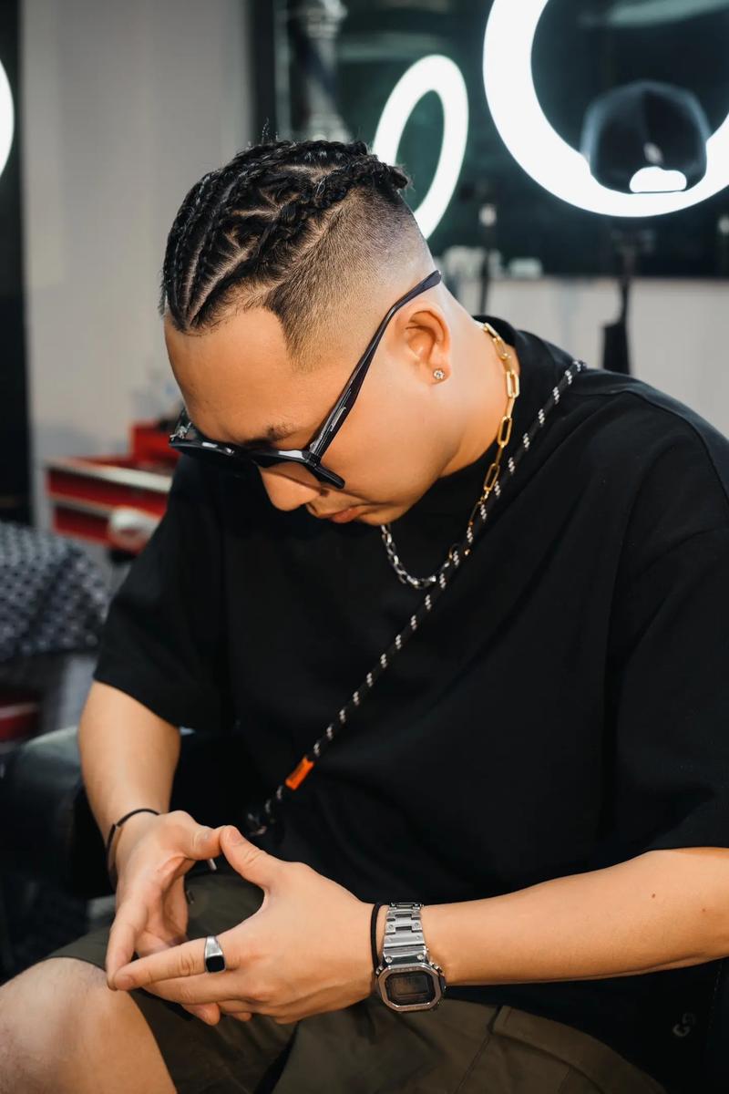 英超焦点战：利物浦主场迎战热刺,（英超重磅对决：利物浦主场对阵热刺）