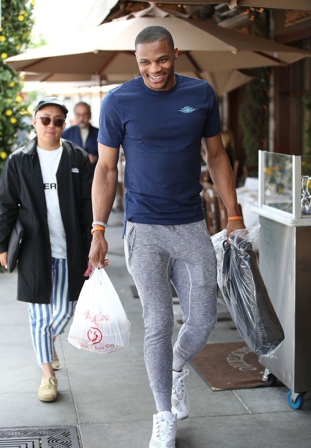 亚历山大：我们要把这场失利牢记在心&吸取教训并变得更好（亚历山大：铭记失利，汲取教训，变得更好）