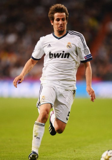 西班牙人俱乐部即将连续第13年与位于巴塞罗那的特...（西班牙人俱乐部与巴塞罗那的特…合作即将迈入第13年）