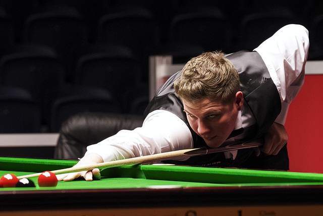 推向全球市 推向全球市